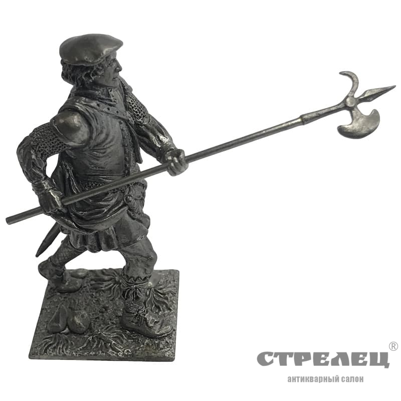 купить оловянный солдатик "воин с лохабердской секирой" 17-18 века