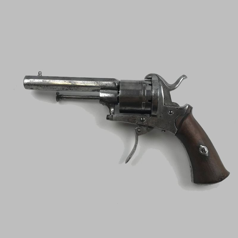 картинка револьвер шпилечный, бельгийский системы лефоше обр. 1860-1877 гг.