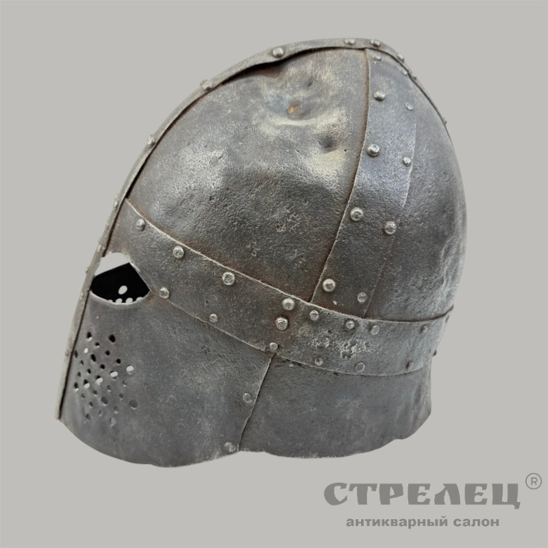 фото — шлем итало-норманнский с защитной маской, кон. 19 - нач. 20 в.