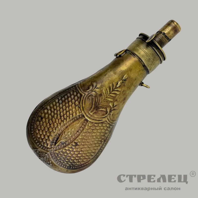 фото — пороховница антикварная из медного сплава. европа, 19 век