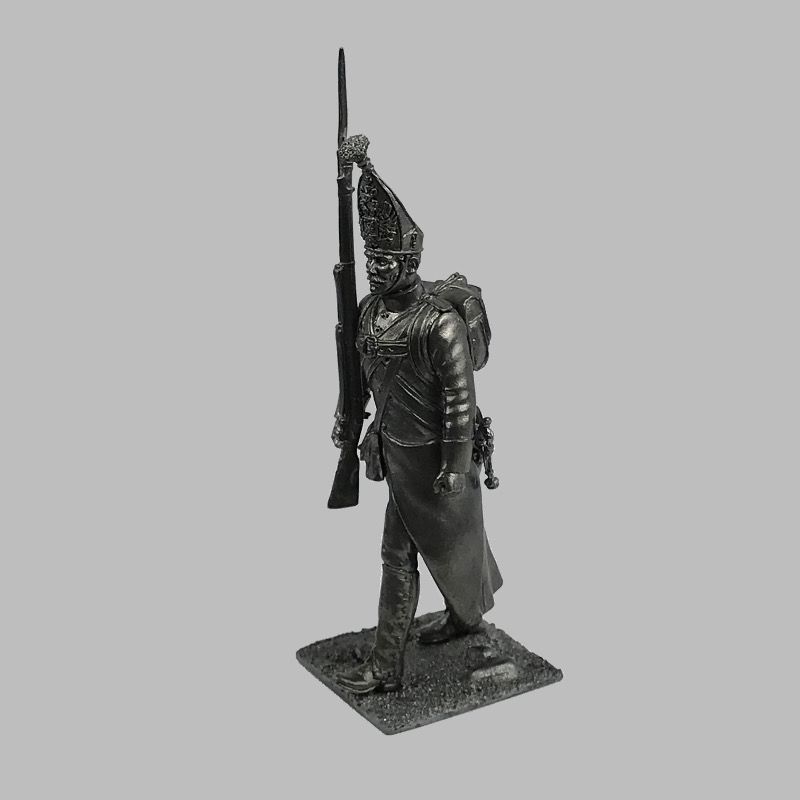 картинка оловянный солдатик «рядовой во фронте по команде - на плечо»
