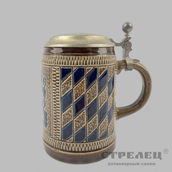 картинка кружка керамическая с крышкой «лев». западная германия