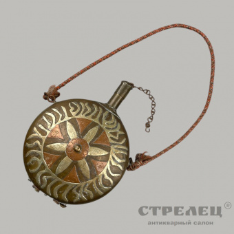 картинка пороховница для черного пороха, круглая, украшенная
