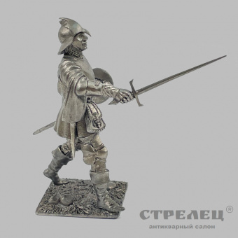 фото — оловянный солдатик «европейский наёмник, конец 15 века»