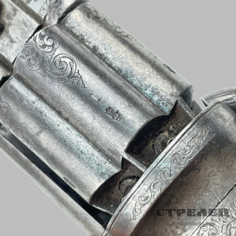 картинка — револьвер капсюльный, шестизарядный. англия, 19 век
