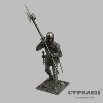 картинка оловянный солдатик «воин с алебардой, конец 15 века»