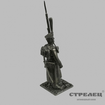 картинка оловянный солдатик «рядовой в шеренге по команде — под курок»