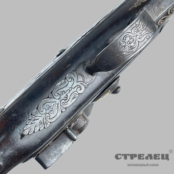 картинка — пистолет с кремнёвым замком. европа, начало 19 века