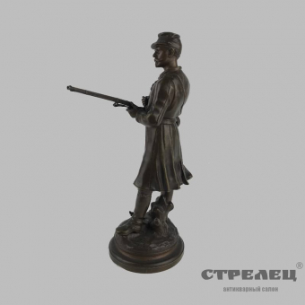 картинка статуэтка бронзовая «французский солдат» франция, конец 19 века