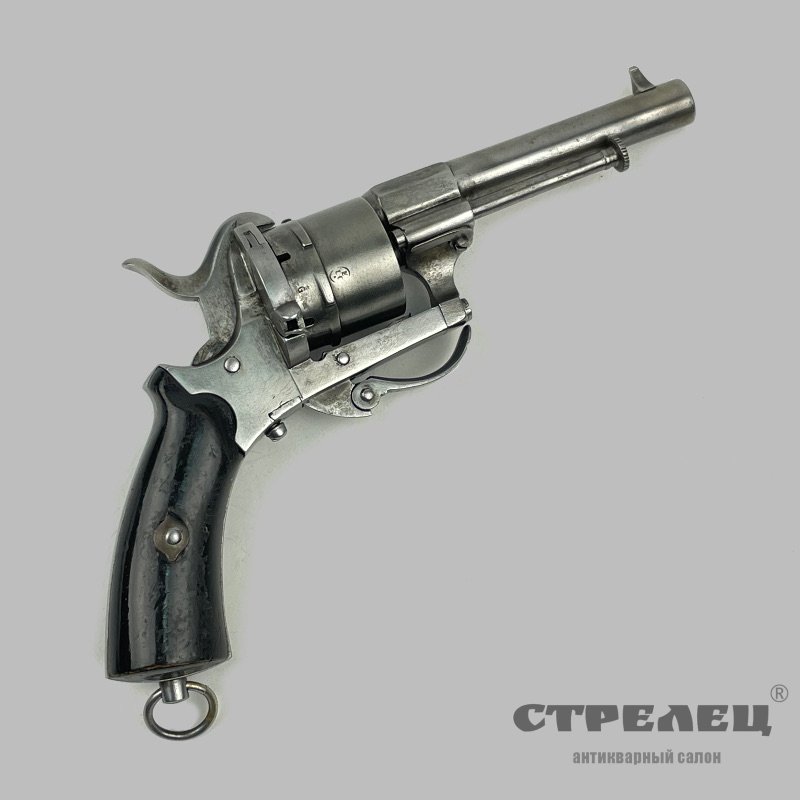 картинка — револьвер  шпилечный системы лефоше. бельгия, 1860-1877 гг.