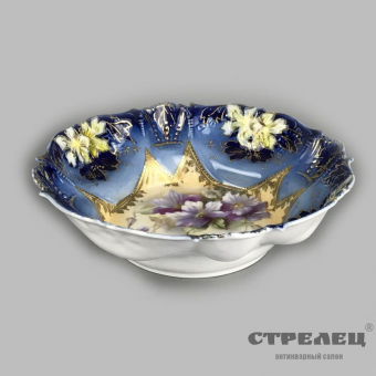 картинка декоративная фарфоровая тарелка. европа