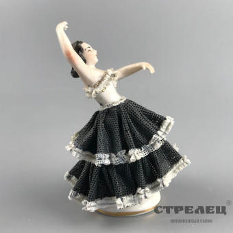 картинка фарфоровая статуэтка «танец девушки». dresden