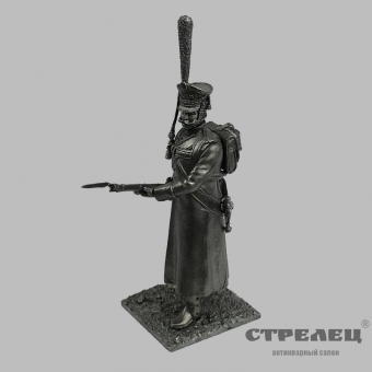 картинка оловянный солдатик «рядовой в шеренге по команде — на руку»