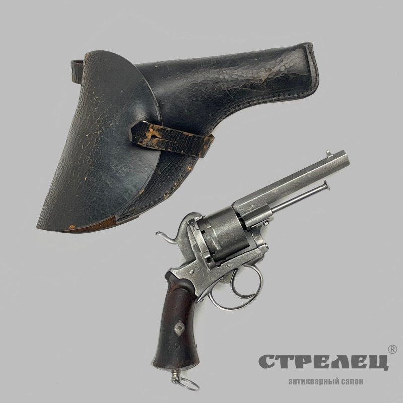 картинка — револьвер бельгийский, шпилечный лефоше 1860-1877 гг. в кобуре