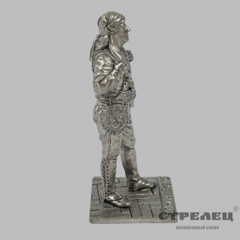 картинка — оловянная миниатюра «понтийский грек в национальном костюме»
