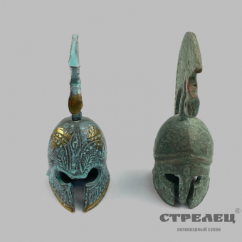 картинка — античные греческие сувенирные шлемы