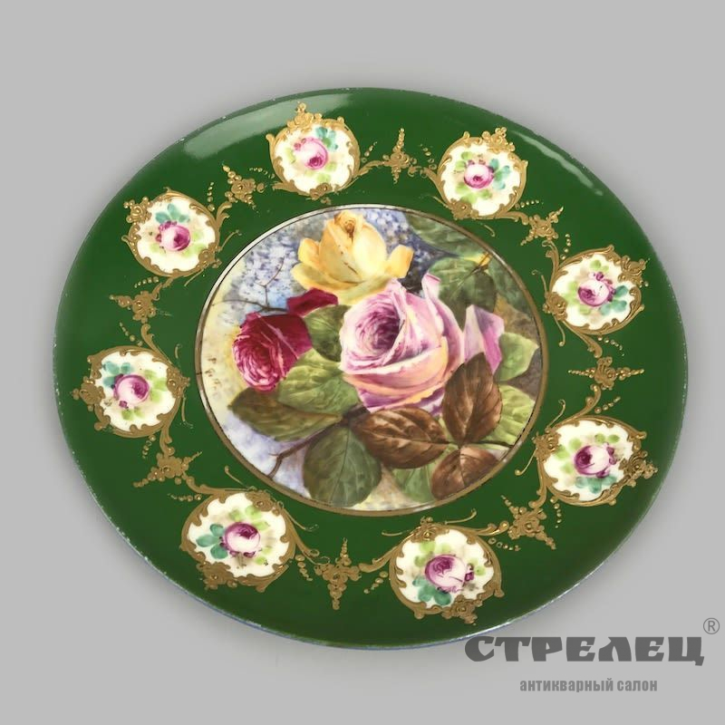 картинка — тарелка фарфоровая, декоративная с розами. sevres. франция