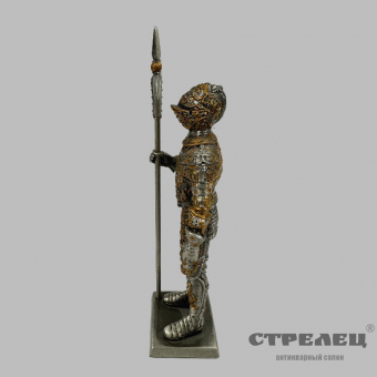 картинка — солдатик «средневековый солдат с алебардой», veronese (италия)