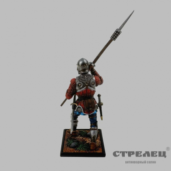 картинка — оловянный солдатик «воин с алебардой конца 15 века»