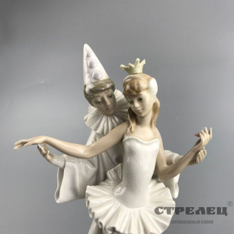 картинка фарфоровая статуэтка «принцесса и арлекин». испания